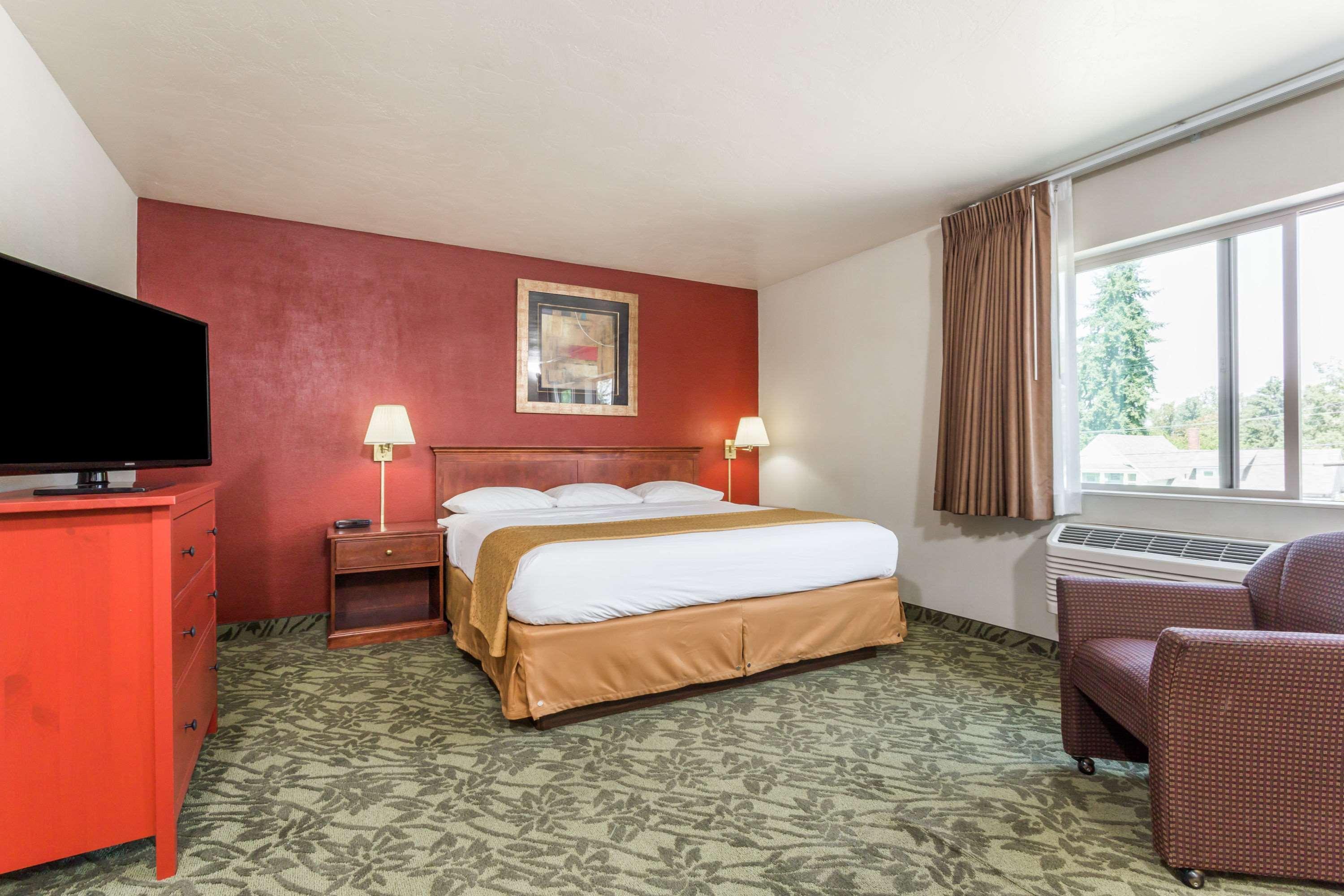 Days Inn By Wyndham Eugene Downtown/University المظهر الخارجي الصورة