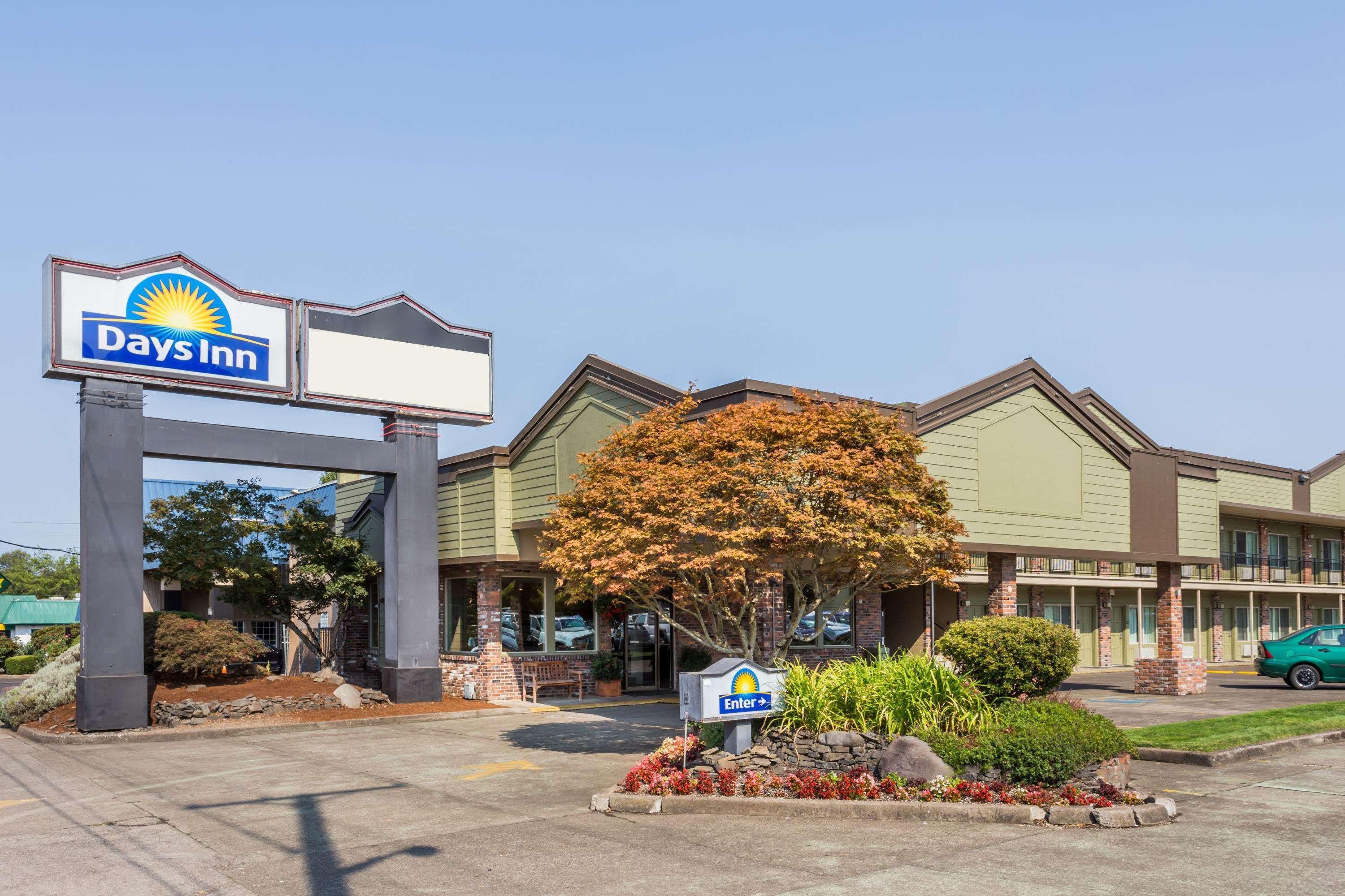 Days Inn By Wyndham Eugene Downtown/University المظهر الخارجي الصورة